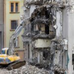Demolări de structuri din beton armat: provocări și soluții