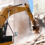 Cum se protejează zonele învecinate în timpul demolării